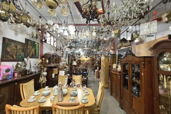 Business Property in Sale 1+1 in Tirana - 50,000 Euro