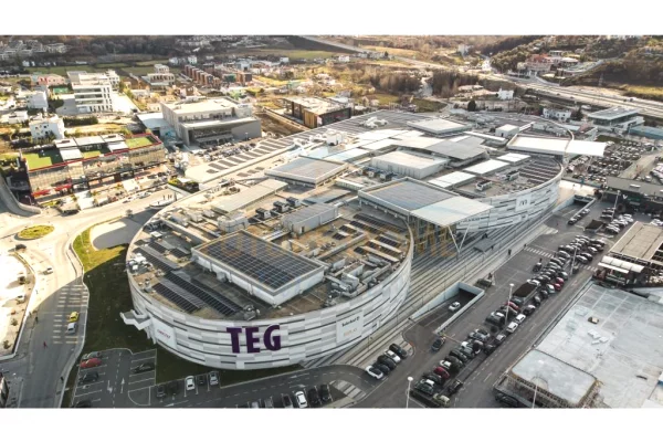 Qera, Ambient Biznesi, TEG, Tiranë.