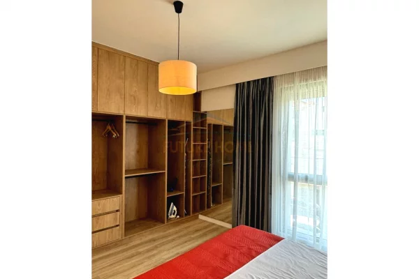 Shtepi me qera Apartament ne Tirane, 1+1, Mobilimi E mobiluar, Pagesa 1,000  Euro.