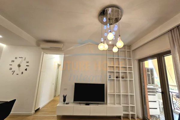 Shtepi me qera Apartament ne Tirane, 2+1, Mobilimi E mobiluar, Pagesa 1,200  Euro.