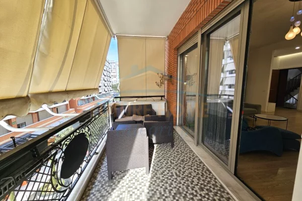 Shtepi me qera Apartament ne Tirane, 2+1, Mobilimi E mobiluar, Pagesa 1,200  Euro.