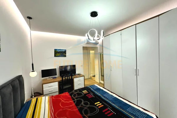 Shtepi ne shitje Apartament ne Tirane, 2+1, Mobilimi E mobiluar, Pagesa 260,000  Euro.