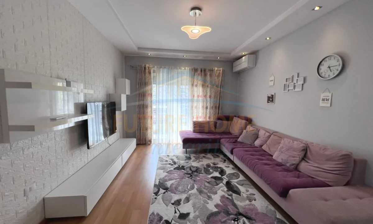 Shtepi me qera Apartament ne Tirane, 1+1, Mobilimi E mobiluar, Pagesa 50,000  Leke.