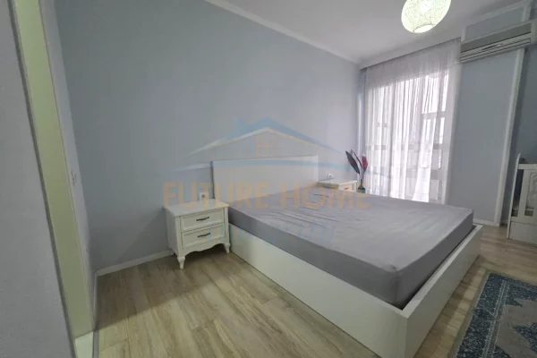 Shtepi me qera Apartament ne Tirane, 2+1, Mobilimi E mobiluar, Pagesa 650  Euro.