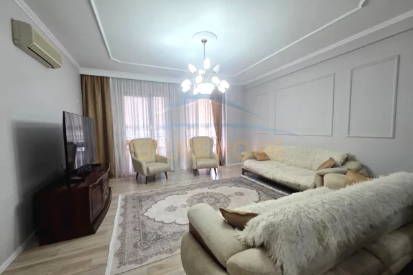 Shtepi me qera Apartament ne Tirane, 2+1, Mobilimi E mobiluar, Pagesa 650  Euro.