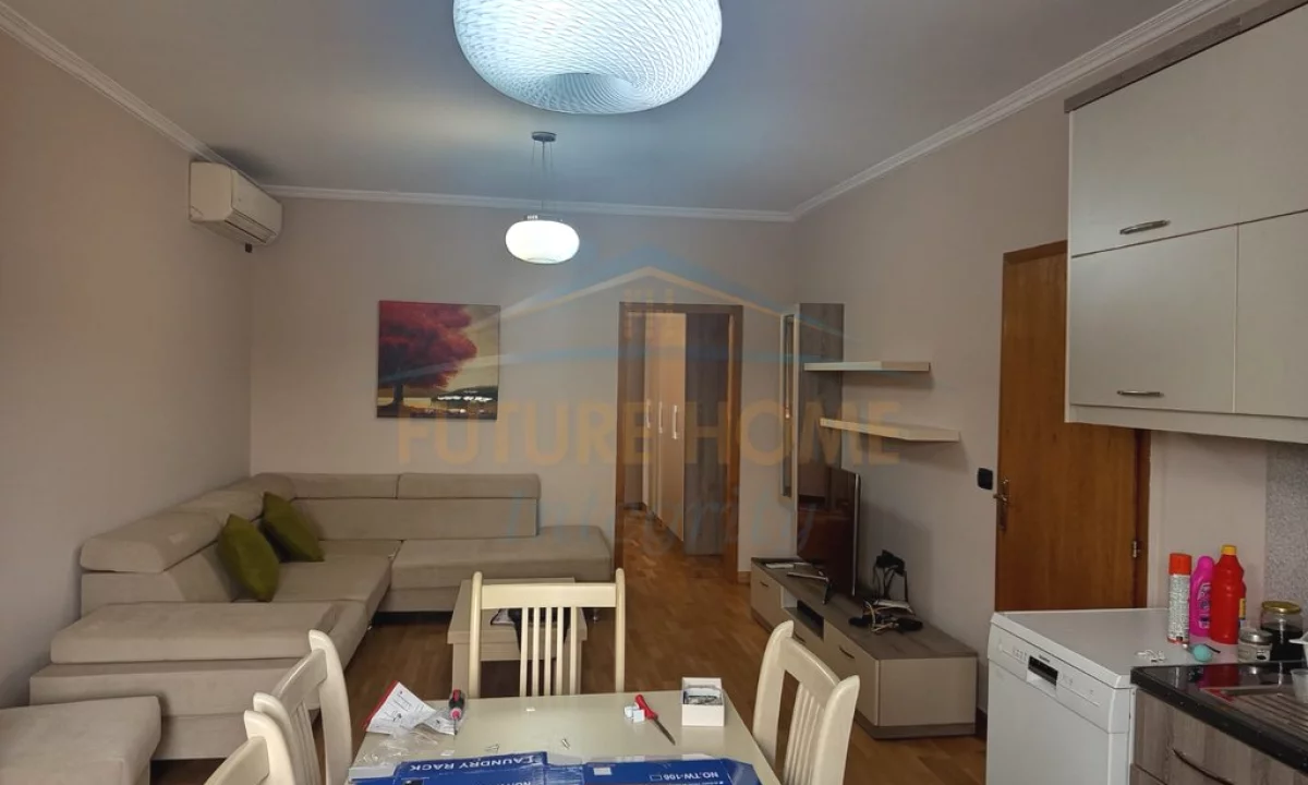Shtepi me qera Apartament ne Tirane, 1+1, Mobilimi E mobiluar, Pagesa 520  Euro.