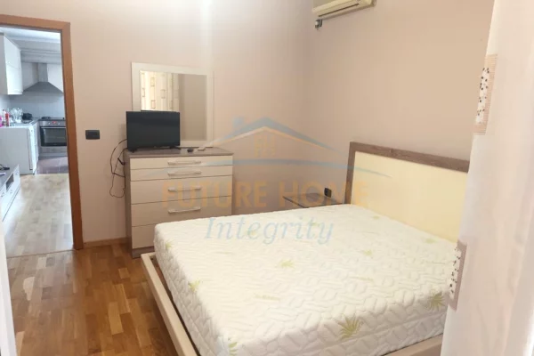 Shtepi me qera Apartament ne Tirane, 1+1, Mobilimi E mobiluar, Pagesa 520  Euro.