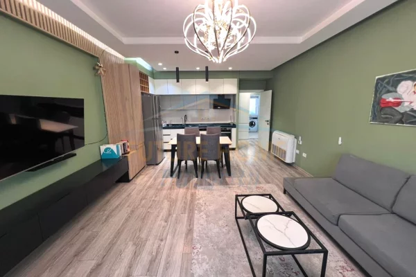 Shtepi me qera Apartament ne Tirane, 3+1, Mobilimi E mobiluar, Pagesa 1,000  Euro.