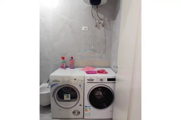 Shtepi me qera Apartament ne Tirane, 1+1, Mobilimi E mobiluar, Pagesa 450  Euro.