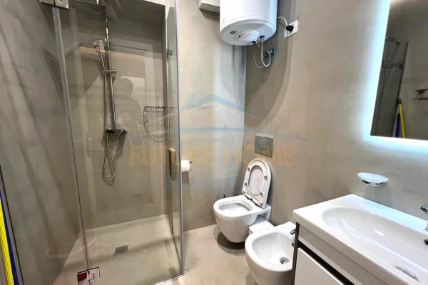 Shtepi ne shitje Apartament ne Tirane, 2+1, Mobilimi E mobiluar, Pagesa 260,000  Euro.