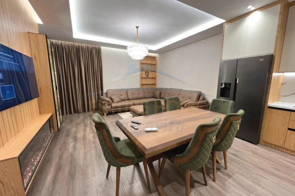 Shtepi ne shitje 2+1 ne Tirane - 260,000 Euro