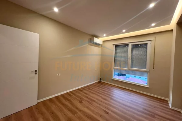 Shtepi me qera Apartament ne Tirane, 1+1, Mobilimi Bosh, pa mobiluar, Pagesa 500  Euro.