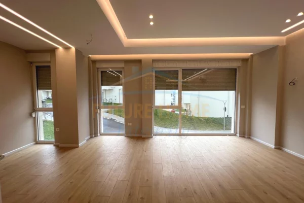 Shtepi ne shitje 2+1 ne Tirane - 390,000 Euro