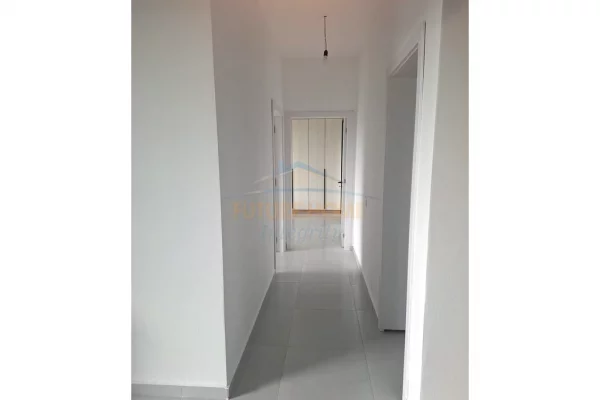 Shtepi me qera Apartament ne Tirane, 2+1, Mobilimi E mobiluar, Pagesa 600  Euro.