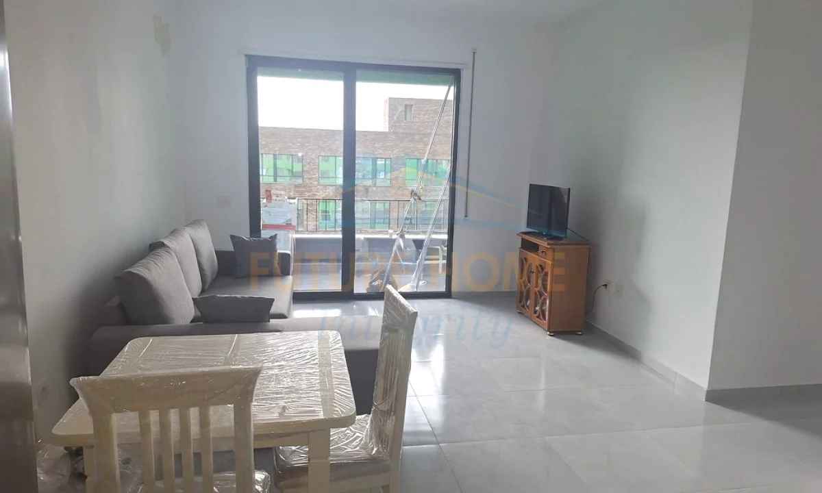 Shtepi me qera Apartament ne Tirane, 2+1, Mobilimi E mobiluar, Pagesa 600  Euro.