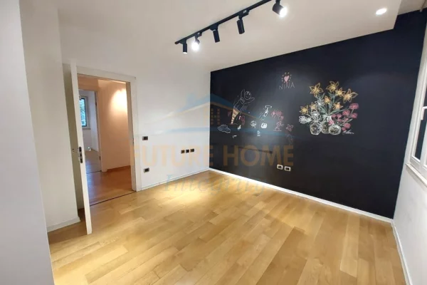 Shtepi me qera 3+1 ne Tirane - 2,000 Euro