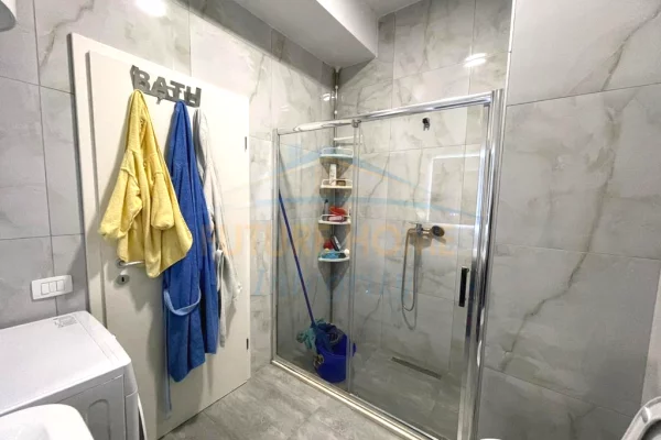 Shtepi ne shitje Apartament ne Tirane, 2+1, Mobilimi E mobiluar, Pagesa 155,000  Euro.