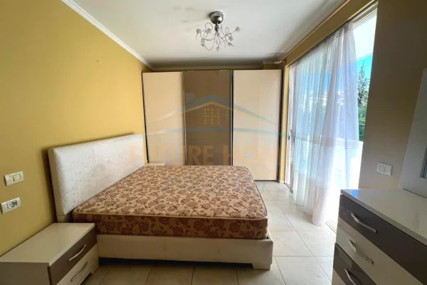 Shtepi me qera Apartament ne Tirane, 2+1, Mobilimi E mobiluar, Pagesa 570  Euro.