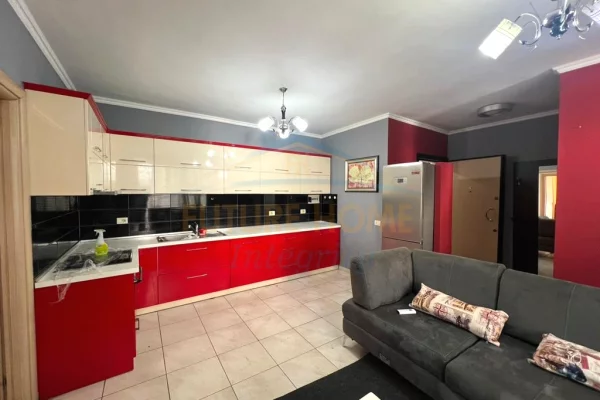 Shtepi me qera Apartament ne Tirane, 2+1, Mobilimi E mobiluar, Pagesa 570  Euro.