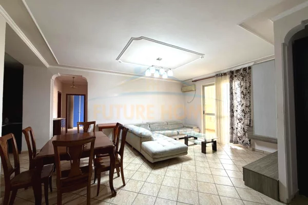 Shtepi ne shitje 3+1 ne Tirane - 289,000 Euro