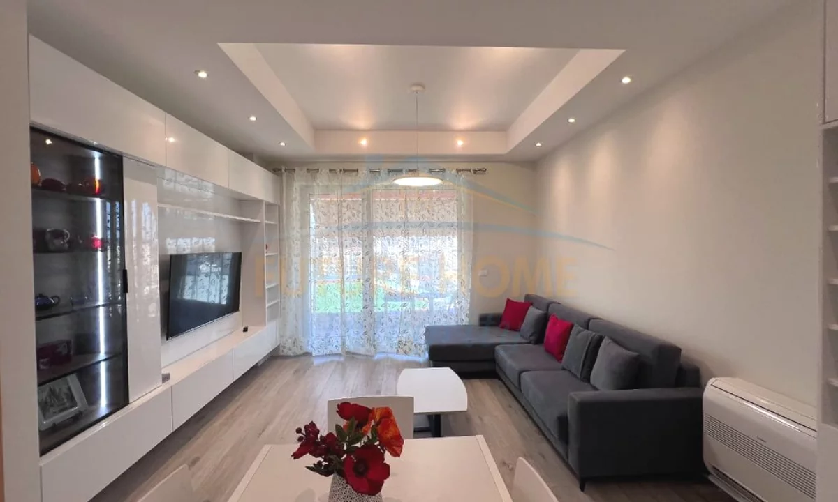 Shtepi me qera Apartament ne Tirane, 1+1, Mobilimi E mobiluar, Pagesa 800  Euro.