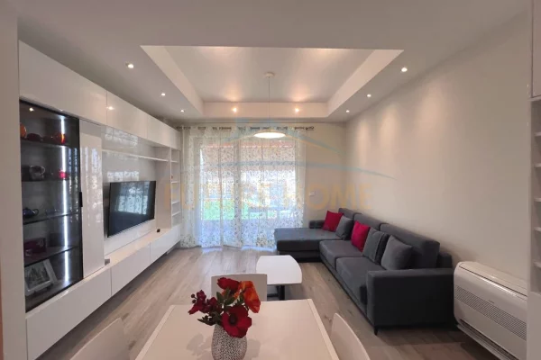 Shtepi me qera 1+1 ne Tirane - 800 Euro