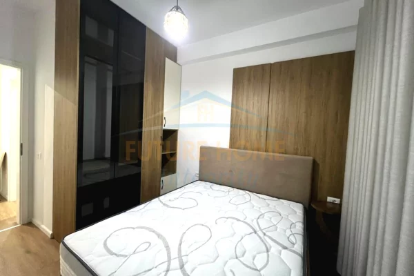 Shtepi me qera Apartament ne Tirane, 1+1, Mobilimi E mobiluar, Pagesa 45,000  Leke.