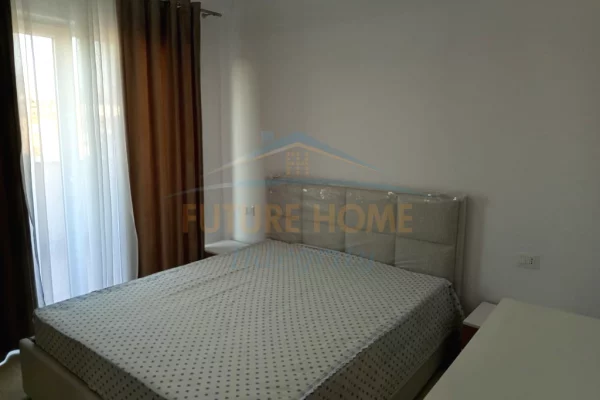 Shtepi me qera Apartament ne Tirane, 2+1, Mobilimi E mobiluar, Pagesa 700  Euro.