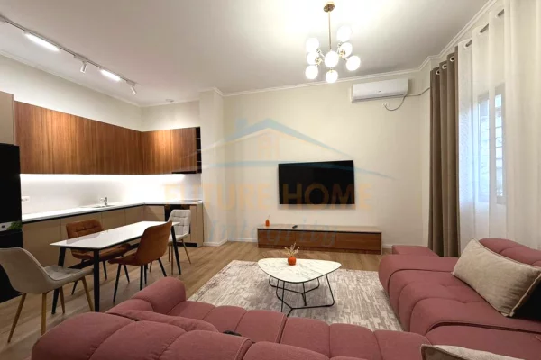 Shtepi ne shitje Apartament ne Tirane, 2+1, Mobilimi E mobiluar, Pagesa 148,000  Euro.