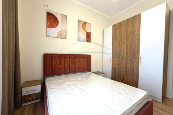 Shtepi ne shitje Apartament ne Tirane, 2+1, Mobilimi E mobiluar, Pagesa 148,000  Euro.