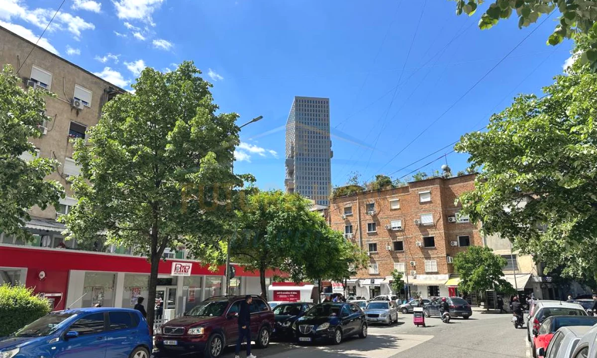 Shtepi ne shitje Apartament ne Tirane, 1+1, Mobilimi E mobiluar, Pagesa 127,000  Euro.