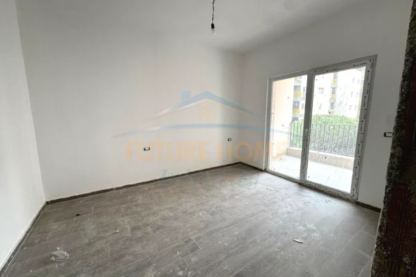 Shtepi me qera Apartament ne Tirane, 1+1, Mobilimi Bosh, pa mobiluar, Pagesa 500  Euro.