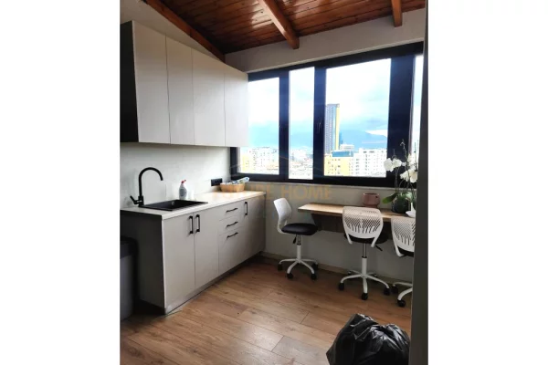 Qera, Ambient per zyra, Rruga Mine Peza, Tirane.