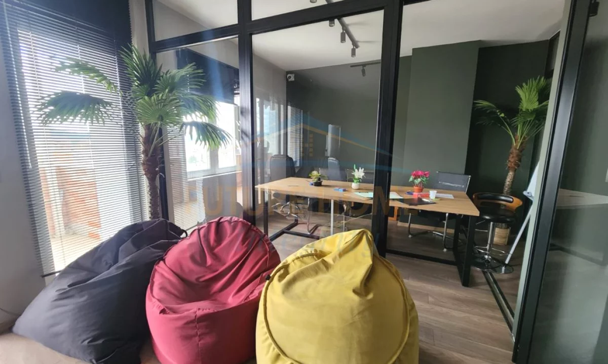 Qera, Ambient per zyra, Rruga Mine Peza, Tirane.