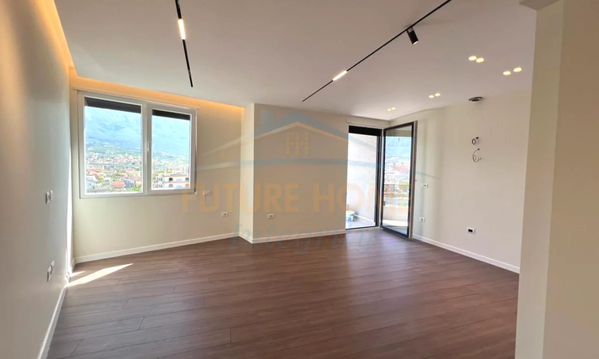 Shtepi ne shitje Apartament ne Tirane, 2+1, Mobilimi Bosh, pa mobiluar, Pagesa 189,000  Euro.