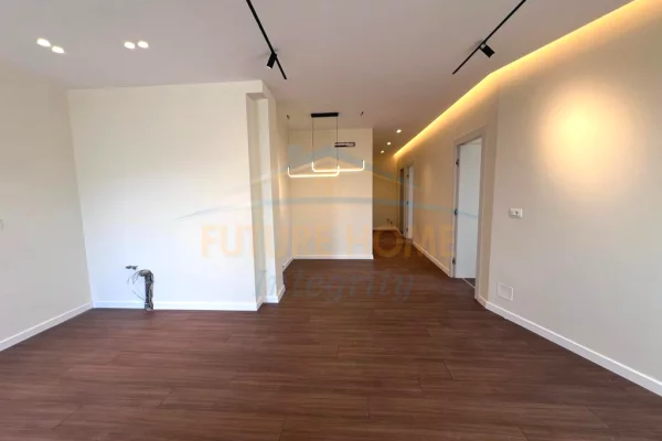 Shtepi ne shitje Apartament ne Tirane, 2+1, Mobilimi Bosh, pa mobiluar, Pagesa 189,000  Euro.