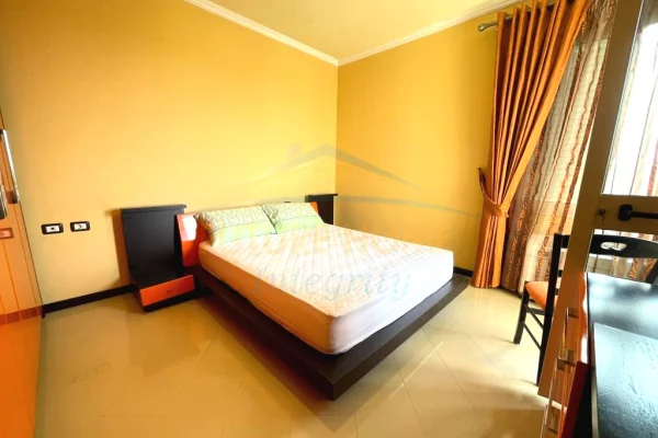 Shtepi me qera Apartament ne Tirane, 2+1, Mobilimi E mobiluar, Pagesa 500  Euro.