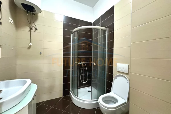 Shtepi me qera Apartament ne Tirane, 2+1, Mobilimi E mobiluar, Pagesa 750  Euro.