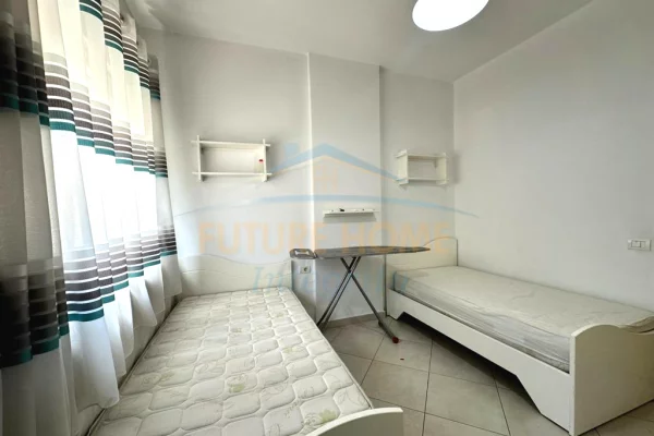 Shtepi me qera Apartament ne Tirane, 2+1, Mobilimi E mobiluar, Pagesa 750  Euro.