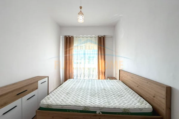 Shtepi ne shitje Apartament ne Tirane, 1+1, Mobilimi E mobiluar, Pagesa 120,000  Euro.