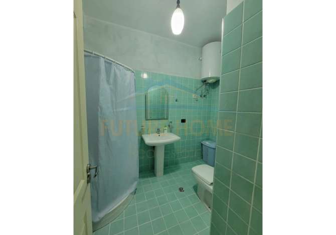 Ambient biznesi me qera 5+1 ne Tirane - 450 Euro