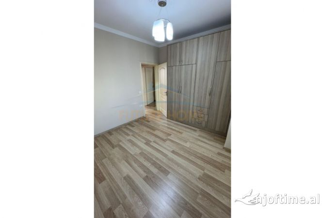 Qera , Apartamet 1+1 Laprake 