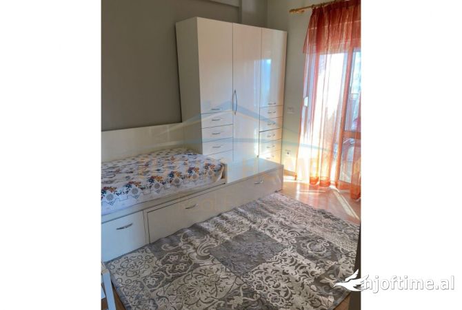 Qera , Apartament 2+1 , Pazari i Ri 
