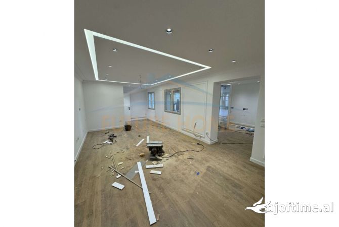 Qera ,Ambjent Biznesi , Shkolla e Baletit 