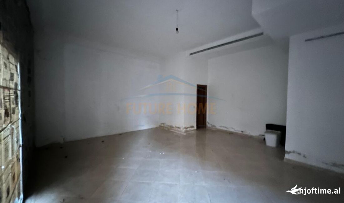 Shitet , Ambjent Biznesi , Parku Olimpik