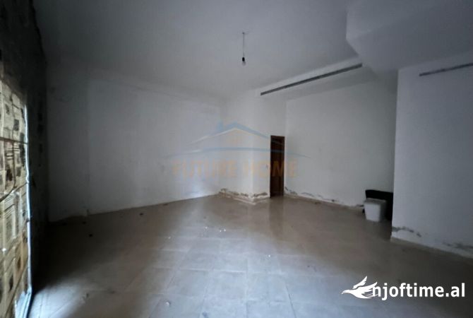 Shitet , Ambjent Biznesi , Parku Olimpik