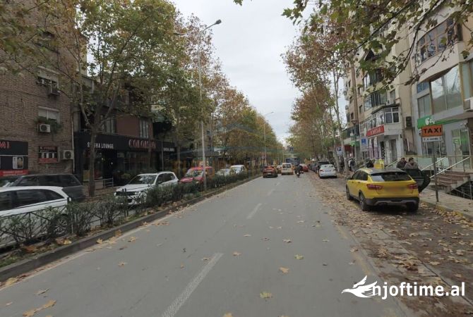 Ambiente Commerciale in Vendita 3+1 a Tirana - 950,000 Euro