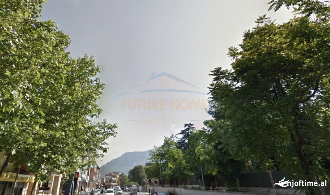 Qera , Ambjenti Biznesi , Shkolla e Bashkuar , Tirane 