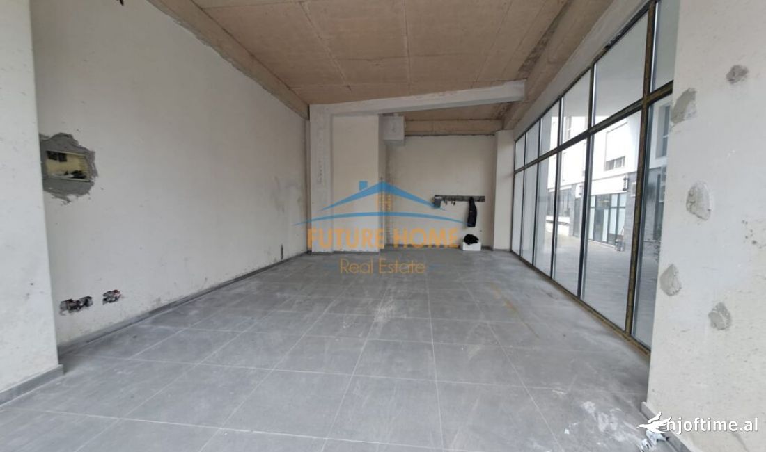 Shitet , Ambjent Biznesi Tirane 