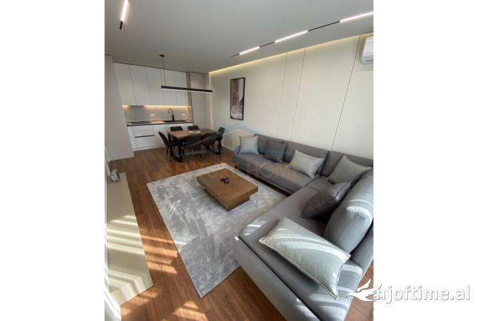 Shtepi me qera Apartament ne Tirane, 2+1, Mobilimi E mobiluar, Pagesa 950  Euro.